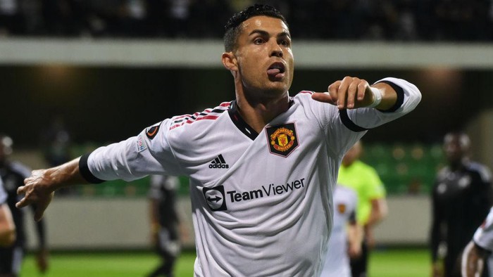CHISINAU, MOLDOVA - SEPTEMBER 15: Cristiano Ronaldo of Manchester United celebrates after scoring their teams second goal from the penalty spot during the UEFA Europa League group E match between Sheriff Tiraspol and Manchester United at Stadionul Sheriff on September 15, 2022 in Tiraspol, Moldova. (Photo by Oleg Bilsagaev/Getty Images)