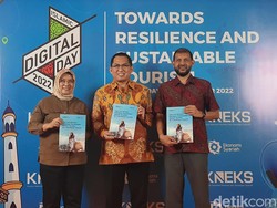 Dorong Wisata Ramah Muslim, Kemenparekraf Luncurkan Buku Panduan Wisata