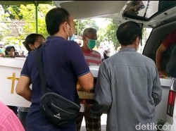 Istri Pencipta Lagu Hymne Guru Meninggal Dunia