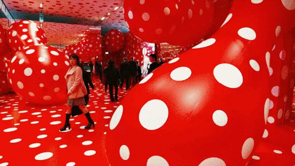 Menyelami Imajinasi Yayoi Kusama Dalam Dunia Polkadot