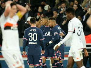 Mbappe Seperti Raja, Messi dan Neymar Pelayannya