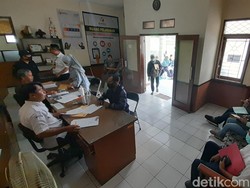 Antusiasme Warga Sumedang Daftar Jadi Panwascam