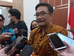 Djarot Tepis Anggapan Keluarga Jokowi Bentuk Dinasti Politik