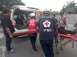 Viral Pria Disebut Pebinor Dipukuli dengan Balok Kayu di Mojokerto
