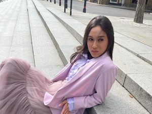 Ikut London Fashion Week 2023, Yasmin Napper Bangga Banget Ikut London Fashion Week 2023, Yasmin Napper Bangga Banget