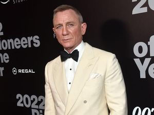 Queer Jadi Jalan Daniel Craig Menuju Oscar Lewat Cinta Sesama Jenis Queer Jadi Jalan Daniel Craig Menuju Oscar Lewat Cinta Sesama Jenis