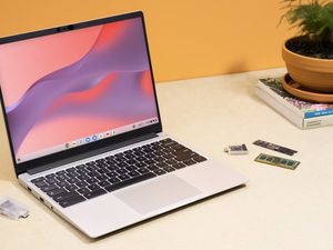 Keren, Laptop Chromebook Ini Bisa Upgrade Komponen Keren, Laptop Chromebook Ini Bisa Upgrade Komponen