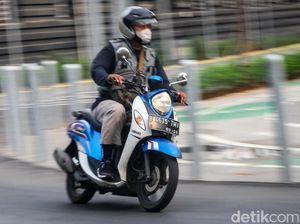 Jalan Kota Tua Dilapisi Antilicin, Pemotor Tak Lagi Jatuh
