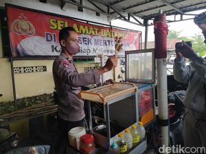 Polisi Periksa 3 Penjual Makanan Buntut Keracunan Massal Siswa MI Bulurejo Polisi Periksa 3 Penjual Makanan Buntut Keracunan Massal Siswa MI Bulurejo