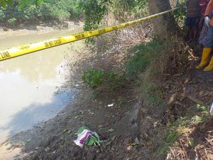 Ada Luka pada Kepala dan Tubuh Mayat Balita yang Ditemukan di Jombang Ada Luka pada Kepala dan Tubuh Mayat Balita yang Ditemukan di Jombang