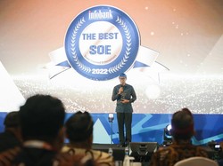 PLN Raih Penghargaan BUMN Terbaik dalam Transformasi Layanan Digital