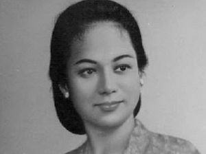 7 Fakta Potret Nyai Saritem yang Diminati Kolektor Luar Negeri 7 Fakta Potret Nyai Saritem yang Diminati Kolektor Luar Negeri