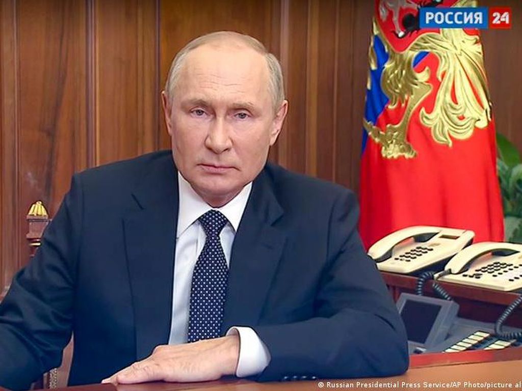 Minta Warga Pulang, Putin Akui Kesalahan Rekrut Wajib Militer Minta Warga Pulang, Putin Akui Kesalahan Rekrut Wajib Militer