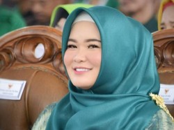 Ini Sosok Istri Bupati Banyuasin Askolani yang Digugat Cerai