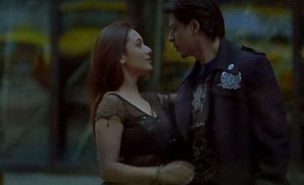 Tangkapan layar soundtrack Kabhi Alvida Naa Kehna/Youtube/SonyMusicIndiaVEVO Tangkapan layar soundtrack Kabhi Alvida Naa Kehna/Youtube/SonyMusicIndiaVEVO