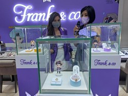 Army Garis Keras! Audi Marissa Kepincut Perhiasan Karakter TinyTAN BTS