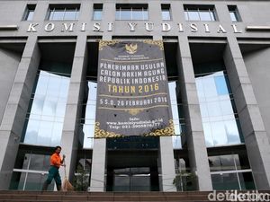 KY Sambut Baik Usul Penyadapan Hakim yang Adili Kasus Ferdy Sambo KY Sambut Baik Usul Penyadapan Hakim yang Adili Kasus Ferdy Sambo