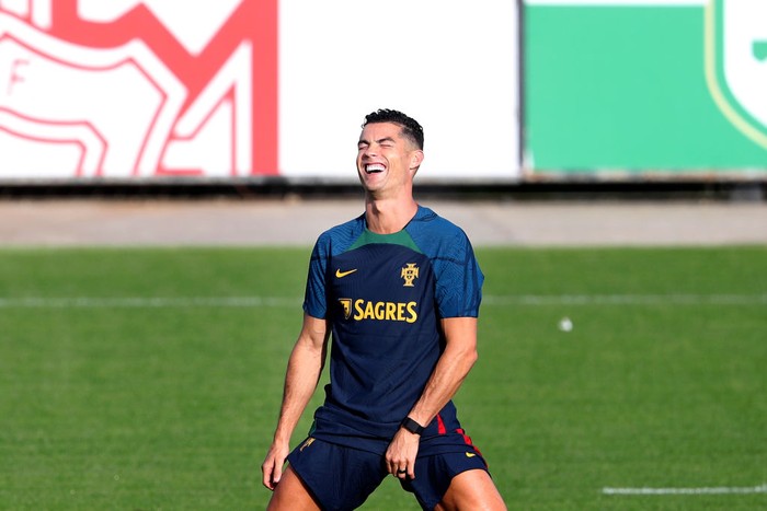 Portugals forward Cristiano Ronaldo attends a training session at Cidade do Futebol training camp in Oeiras, Portugal, on September 20, 2022. Portugals football team started on Tuesday the preparation for the upcoming UEFA Nations League matches against Czech Republic and Spain. (Photo by Pedro Fiúza/NurPhoto via Getty Images)