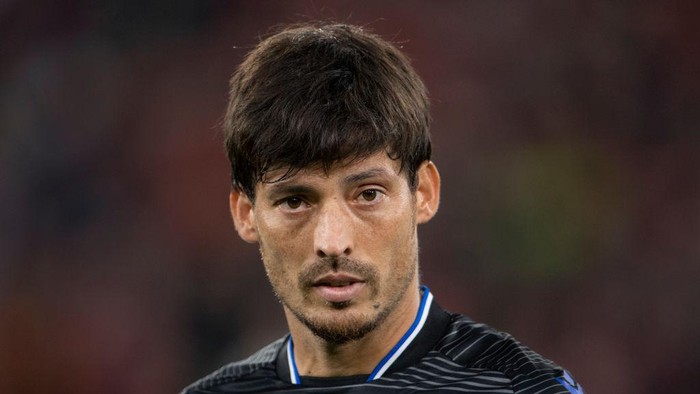 MANCHESTER, ENGLAND - SEPTEMBER 08: David Silva of Real Sociedad in action during the UEFA Europa League group E match between Manchester United and Real Sociedad at Old Trafford on September 8, 2022 in Manchester, United Kingdom. (Photo by Visionhaus/Getty Images)