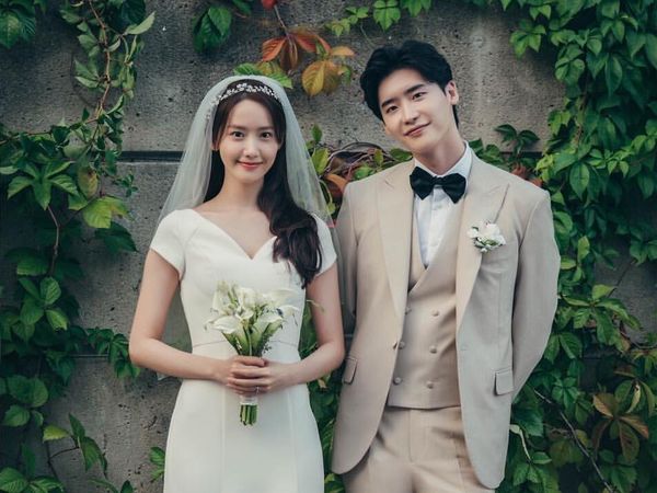 Foto Nikahan YoonA dan Lee Jong Suk yang Bikin Heboh