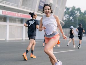 Gisel Minder Dapat Julukan Hot Mama Gisel Minder Dapat Julukan Hot Mama