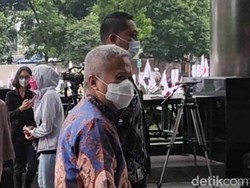 Ditemani 4 Orang, Hakim Agung Sudrajad Datangi KPK
