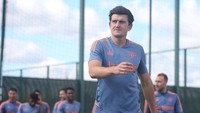 Harry Maguire saat ini masih dipanggil Timnas Inggris meski sering dicadangkan oleh Manchester United. Namun jika tren itu berlanjut, mungkin saja Southgate mendepaknya. Foto: Manchester United via Getty Imag/Matthew Peters