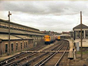 Hiii Syerem...Deretan Stasiun yang Konon Berhantu