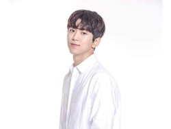 Ibunda Perlihatkan Foto di Hari Pemakaman Jeong Joong Ji