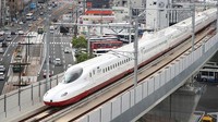 Kereta Shinkansen Dihentikan Sementara Imbas Gempa M 7,6 Jepang