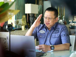 Bamsoet Nilai Sabam Sirait sebagai Sosok Teladan di Dunia Politik Bamsoet Nilai Sabam Sirait sebagai Sosok Teladan di Dunia Politik