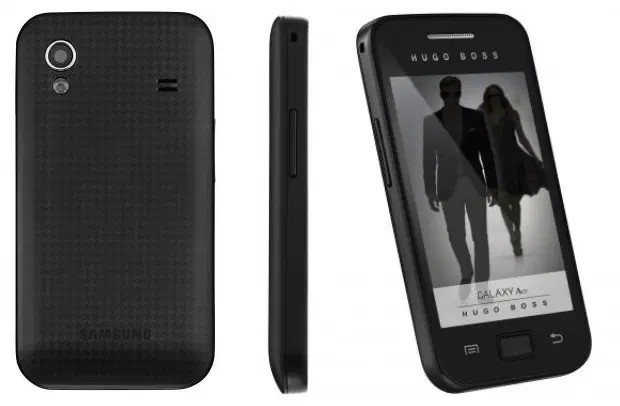 Kolaborasi fashion brand dengan samsung