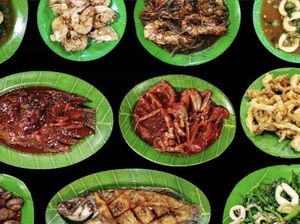 5 Warung Tenda Seafood Legendaris Ini Cocok untuk Tempat Bukber 5 Warung Tenda Seafood Legendaris Ini Cocok untuk Tempat Bukber