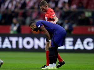 Van Gaal Ungkap Kondisi Cedera Depay dan De Jong