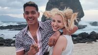 Potret Natasya, Istri Bule Robby Shine yang Laporkan Billy Syahputra