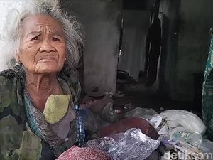 Nenek Asal Ponorogo Hidup di Rumah Penuh Sampah Tak Mau Dipindah ke Dinsos Nenek Asal Ponorogo Hidup di Rumah Penuh Sampah Tak Mau Dipindah ke Dinsos