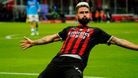 Musim lalu, Giroud jadi bagian penting AC Milan dalam raih Scudetto. Ketika itu, eks pemain Chelsea dan Arsenal itu kemas 11 gol dari 29 laga (Getty Images)