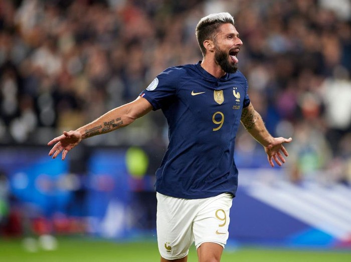 PARIS, FRANCE - SEPTEMBER 22: Olivier Giroud of France celebrates after scoring their side's second goal during the UEFA Nations League League A Group 1 match between France and Austria at Stade de France on September 22, 2022 in Paris, France. (Photo by Quality Sport Images/Getty Images)