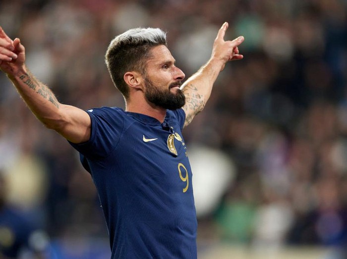 PARIS, FRANCE - SEPTEMBER 22: Olivier Giroud of France celebrates after scoring their side's second goal during the UEFA Nations League League A Group 1 match between France and Austria at Stade de France on September 22, 2022 in Paris, France. (Photo by Quality Sport Images/Getty Images)