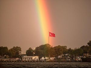 Apakah Pelangi Memiliki Ujung? Ini Faktanya Apakah Pelangi Memiliki Ujung? Ini Faktanya