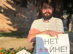 Cerita Warga Rusia Menentang Perang Putin dengan Risiko Dipenjara