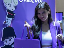 Ngaku Army, Audi Marissa Semringah Dapat Perhiasan TinyTAN BTS