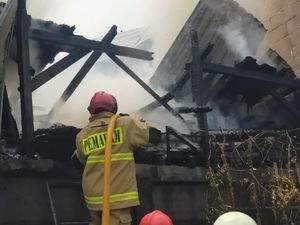 Kebakaran Dekat Stasiun Ancol Padam, Diduga Gegara Korsleting