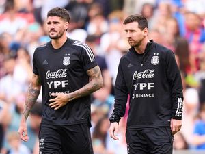 Viral Messi Ditampar De Paul di Latihan Timnas Argentina