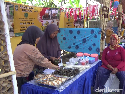 Hari Tani Nasional, Petani Lumajang Gelar Festival Ketan