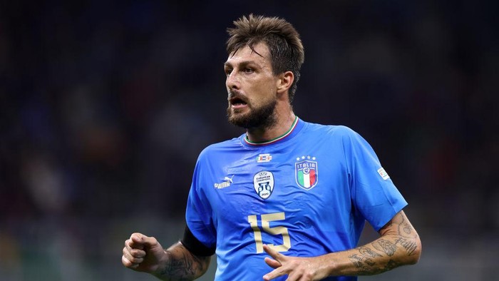 Francesco Acerbi MILAN, ITALY - SEPTEMBER 23: Francesco Acerbi of Italy looks on during the UEFA Nations League League A Group 3 match between Italy and England at San Siro on September 23, 2022 in Milan, Italy. (Photo by Sportinfoto/DeFodi Images via Getty Images)