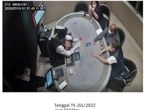 Pihak Lukas Enembe soal Video di Kasino Terungkap: Judi Bukan Urusan KPK! Pihak Lukas Enembe soal Video di Kasino Terungkap: Judi Bukan Urusan KPK!