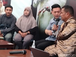 Curhat Ibu Manado soal Anaknya Tewas Diperkosa Bikin Hotman Sentil Kapolda