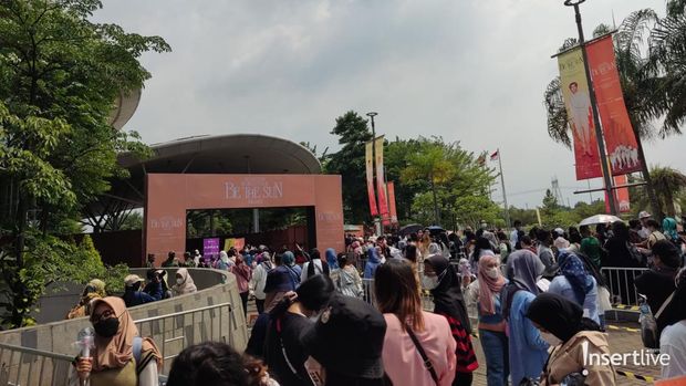 Konser SEVENTEEN BE THE SUN in Jakarta 2022.