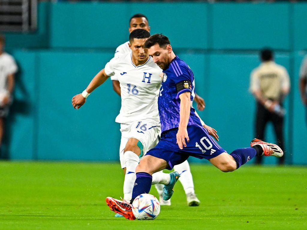 Laga Persahabatan: Messi Brace, Argentina Sikat Honduras 3-0 Laga Persahabatan: Messi Brace, Argentina Sikat Honduras 3-0